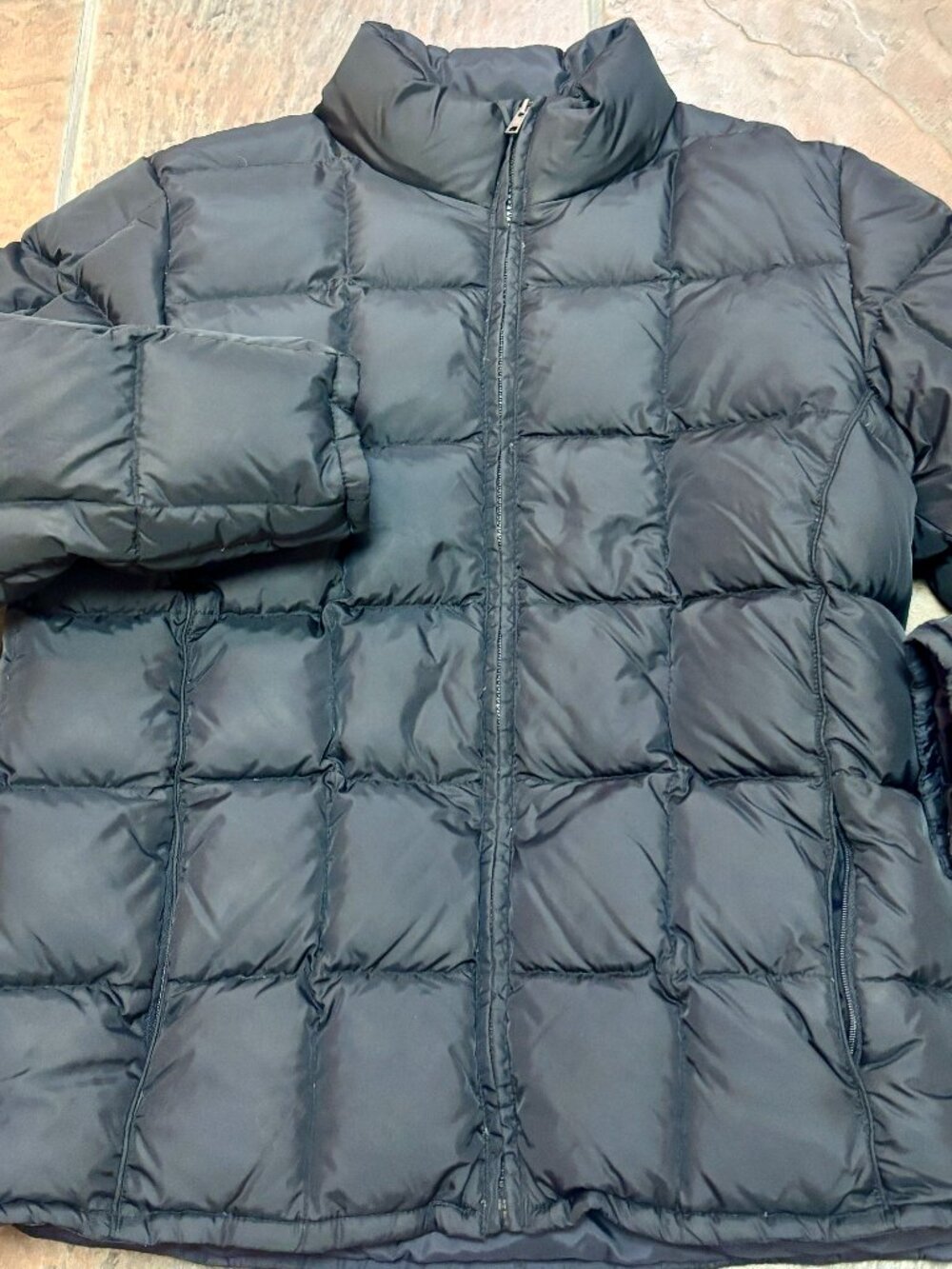 Eddie Bauer Women's Small Puffer Jacket Black Goose Down Puffer Full Zip Quilted